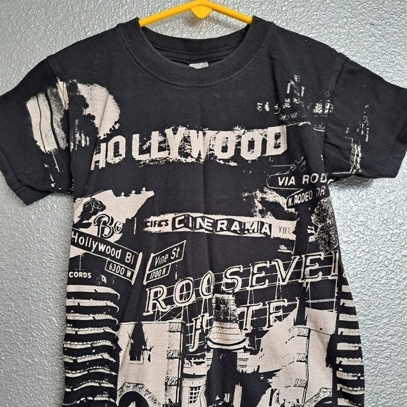 Hollywood T-Shirt Boy's   Size S - Picture 1 of 3